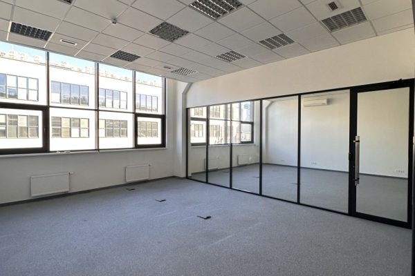 Office for rent in the near center, Heroiv UPA St., 700m2