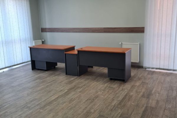 Rent a modern office near the Forum shopping center